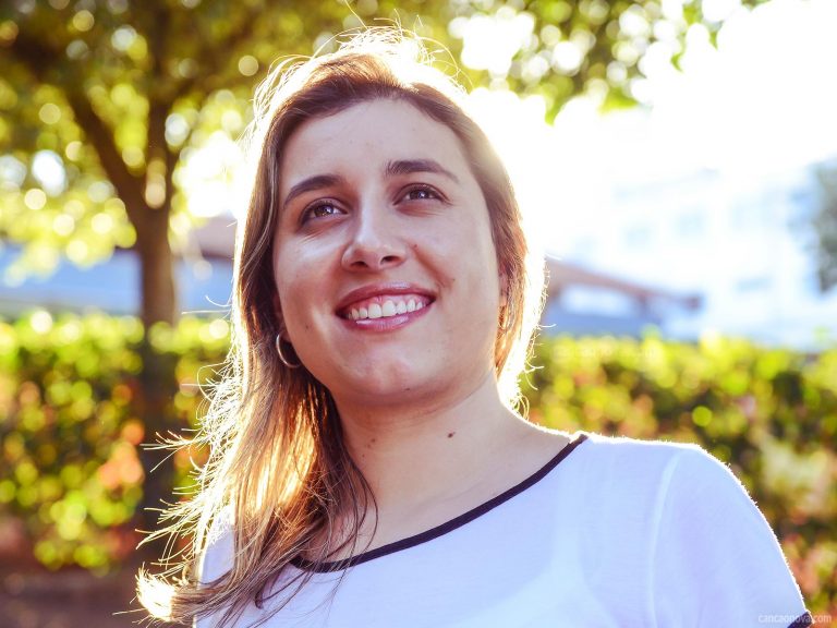 Caminhos para a felicidade baseados nas bem-aventuranças Caminhos para a felicidade baseados nas bem-aventuranças
