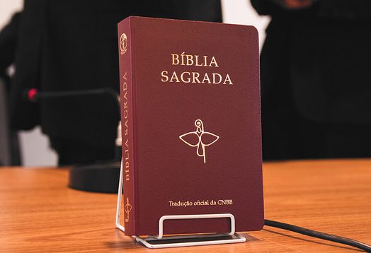 Nova tradução da Bíblia é importante capítulo na história da CNBB, segundo dom Walmor Nova tradução da Bíblia é importante capítulo na história da CNBB, segundo dom Walmor