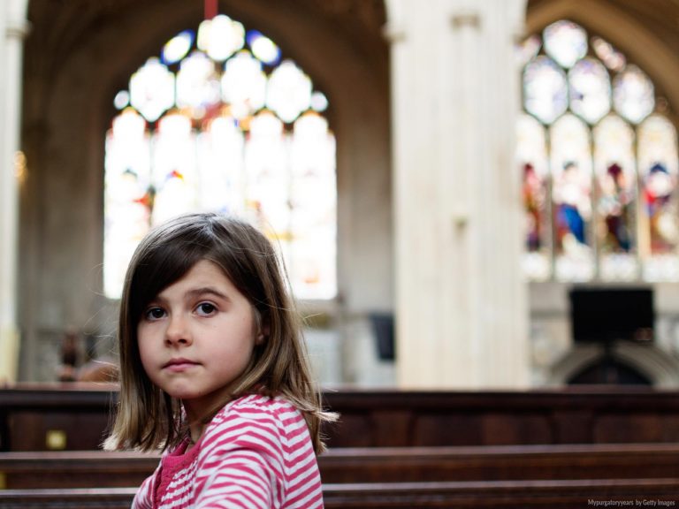 O que fazer com filhos pequenos na hora da Missa? O que fazer com filhos pequenos na hora da Missa?