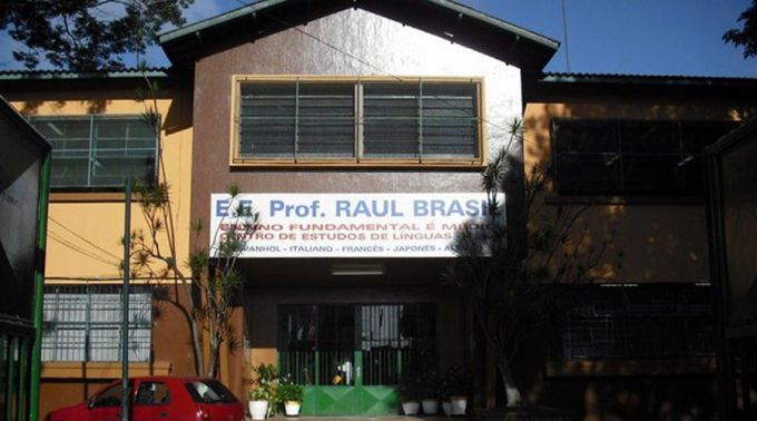 Consternado, Bispo expressa pesar após tiroteio deixar mortos e feridos em escola de Suzano Consternado, Bispo expressa pesar após tiroteio deixar mortos e feridos em escola de Suzano