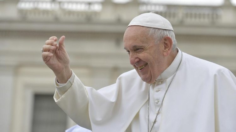 Papa: colaborar na criação de um clima de respeito entre as religiões Papa: colaborar na criação de um clima de respeito entre as religiões