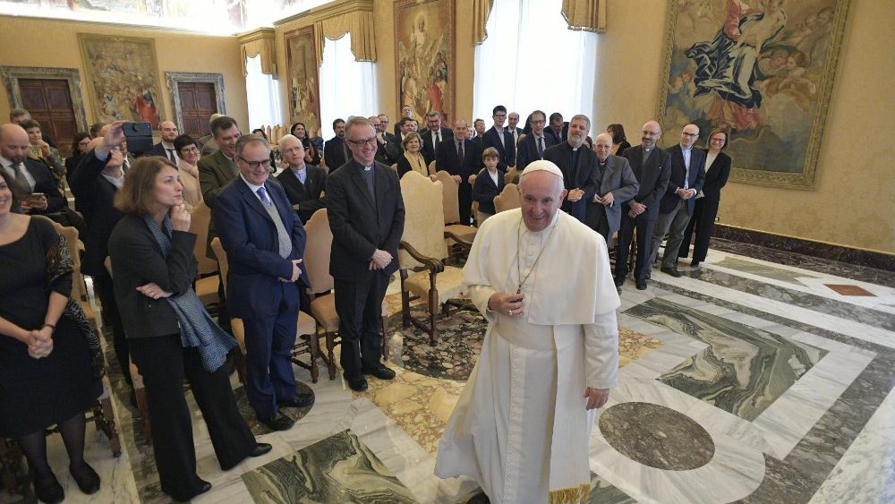 Papa aos tabeliões: solidariedade e integridade moral Papa aos tabeliões: solidariedade e integridade moral