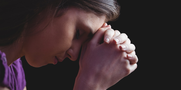 Por que é bom pedir perdão a Deus na oração da noite? Por que é bom pedir perdão a Deus na oração da noite?