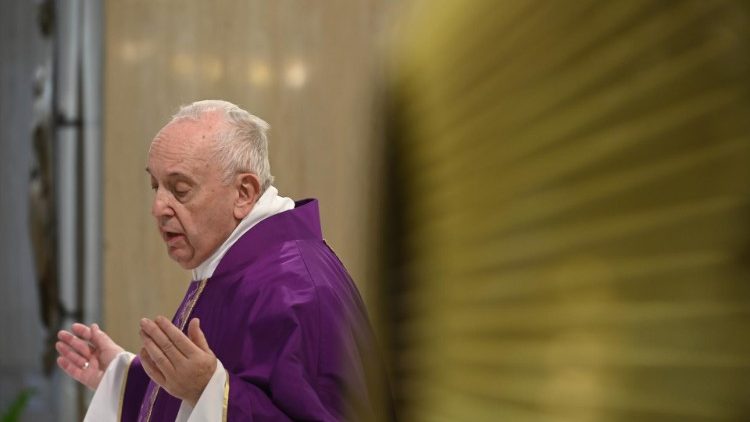 As cerimônias do Papa continuarão através da TV e streaming As cerimônias do Papa continuarão através da TV e streaming