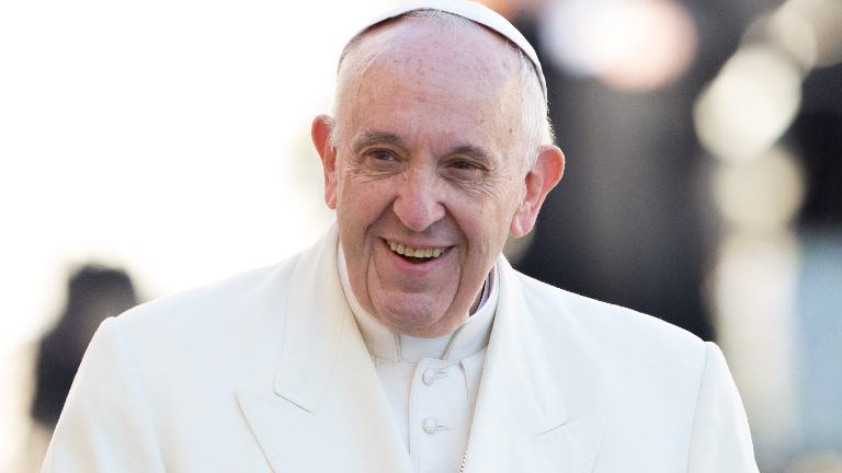 Papa acolhe com alegria tradução da Fratelli tutti para a língua russa Papa acolhe com alegria tradução da Fratelli tutti para a língua russa