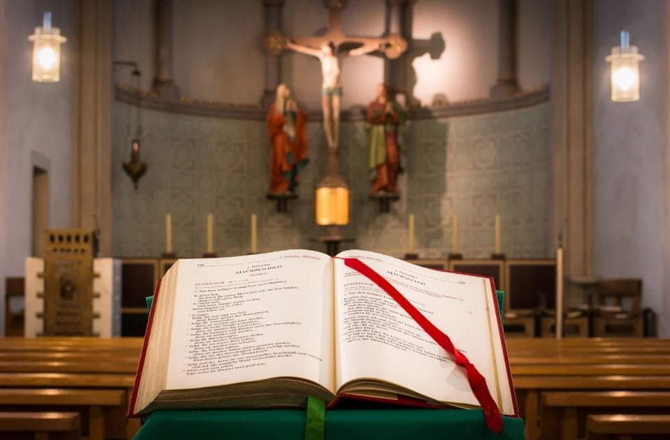 Papa estabelece novas normas sobre o uso do missal pré-conciliar Papa estabelece novas normas sobre o uso do missal pré-conciliar